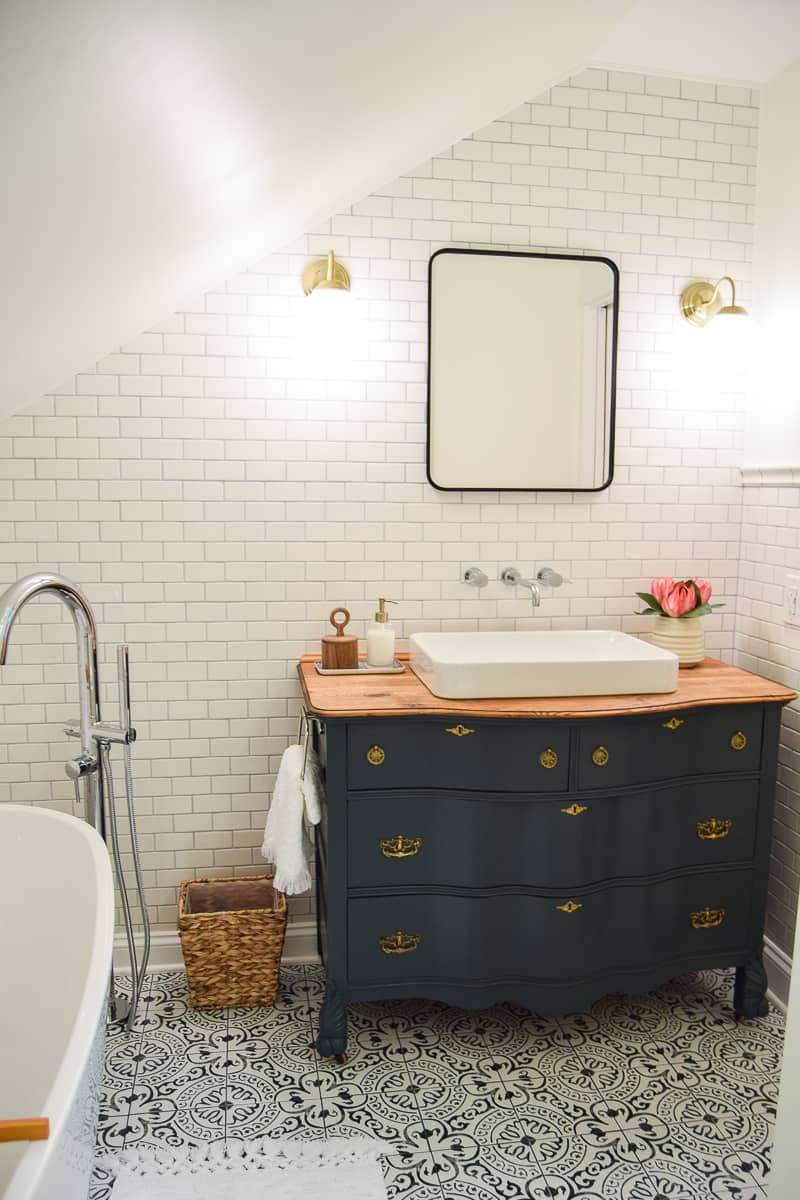 Vintage Tile Bathroom Makeover Ideas